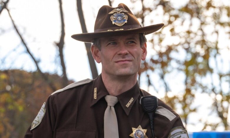 PLL: El sheriff Beasley de Original Sin puede ser irredimible, dicen los creadores