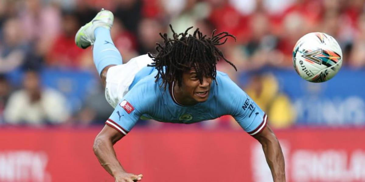 Pep enloquece con el recambio de Aké