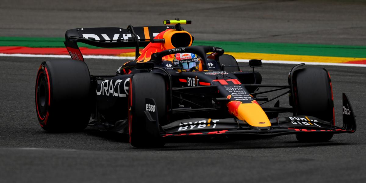 Pérez avisa a Sainz antes de la clasificación y Alonso asoma la cabeza