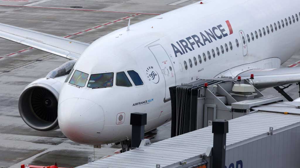 Pilotos pelean físicamente en la cabina y quedan suspendidos