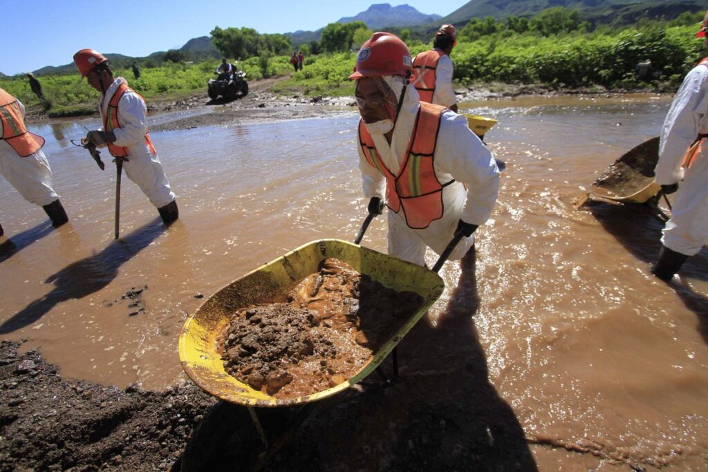 Plomo en la sangre y pérdidas millonarias, la tragedia del río Sonora sigue sin resolverse