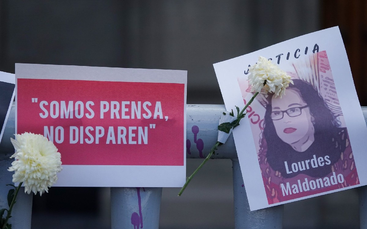 Ponen imagen de la Santa Muerte en el WhatsApp de Lourdes Maldonado; Fiscalía asegura que el número telefónico fue reasignado