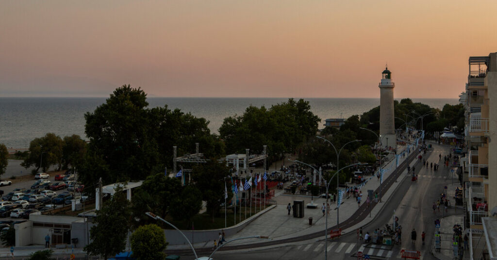 Puerto griego soñoliento se convierte en centro de armas de EE. UU., mientras la guerra de Ucrania remodela la región