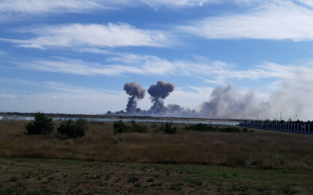 Remueve Rusia a jefe de la flota del Mar Negro tras explosiones en Crimea