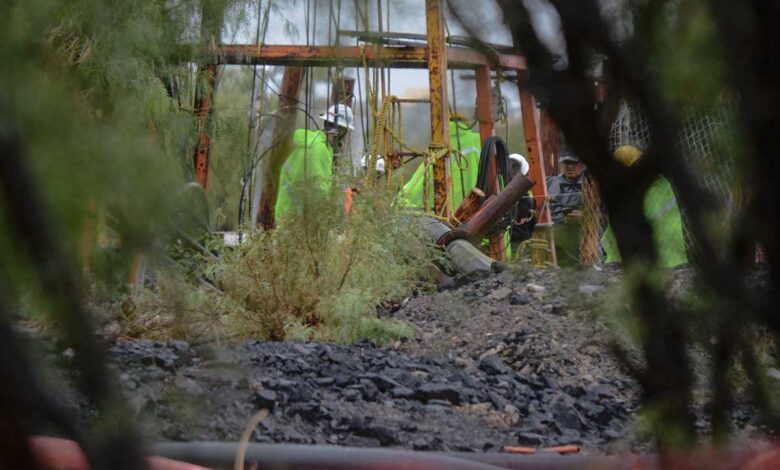 Rescate de mineros: Construirán muro para impedir paso de agua a pozos de 'El Pinabete'