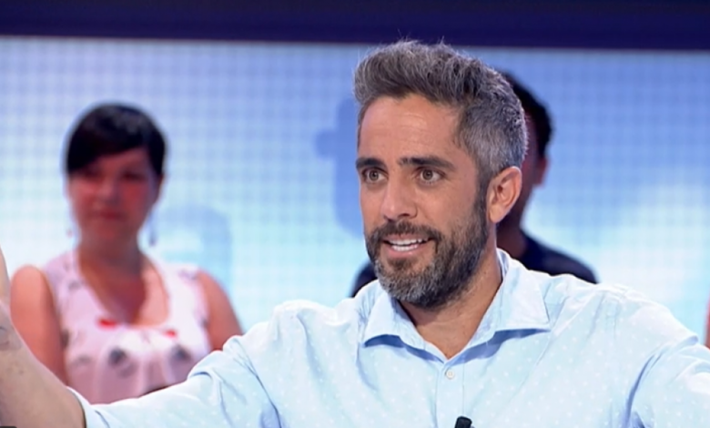 Roberto Leal sale de un apuro en 'Pasapalabra' gracias a Orestes: "Me preocupo por ti"
