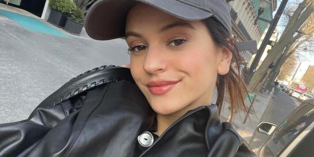 Rosalía enamora a sus seguidores con sus últimas fotos en bikini