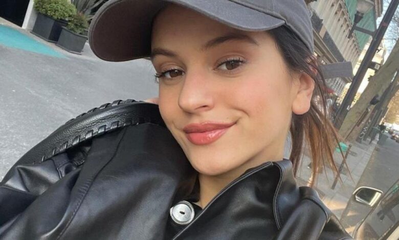 Rosalía enamora a sus seguidores con sus últimas fotos en bikini
