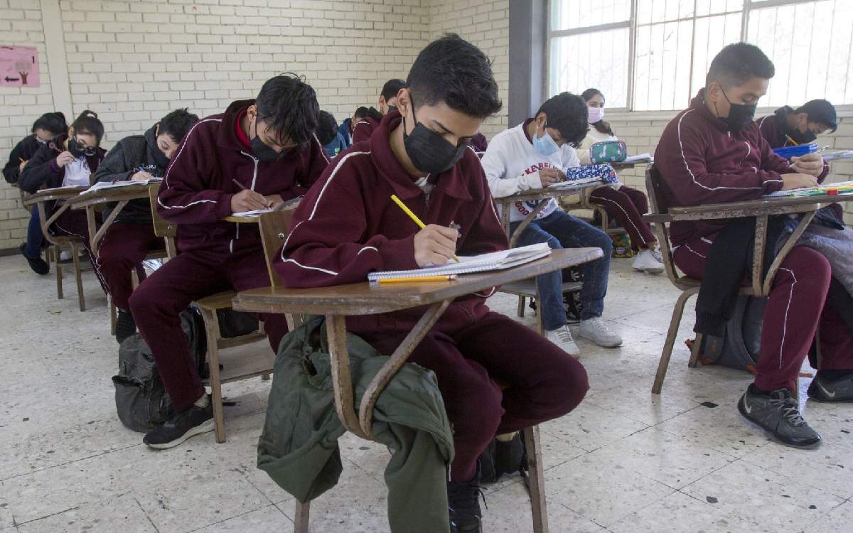 SEP presenta plan educativo con enfoque comunitario; critica modelo de mercantilización neoliberal | Documento