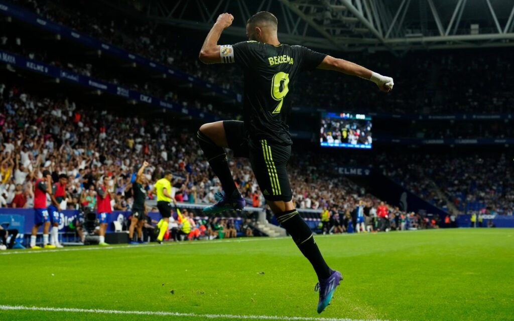 Salva Karim Benzema a los merengues en el Cornellà-El Prat | Video