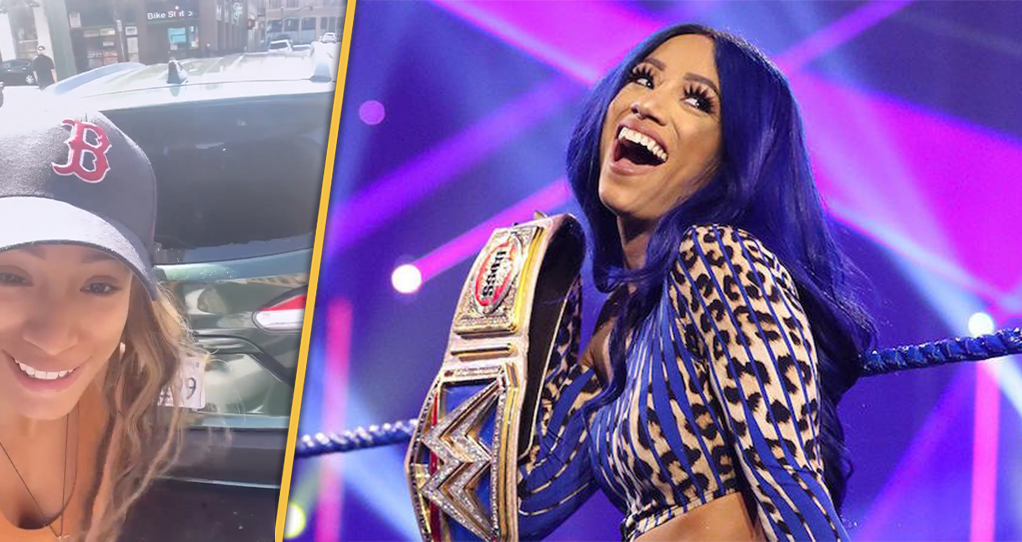 Sasha Banks robada en Oakland