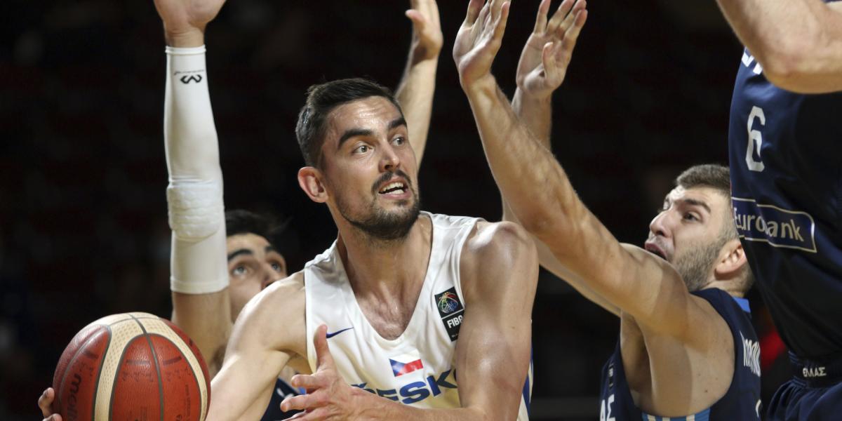 Satoransky, con un fuerte esguince de tobillo, a contrarreloj para jugar el Europeo