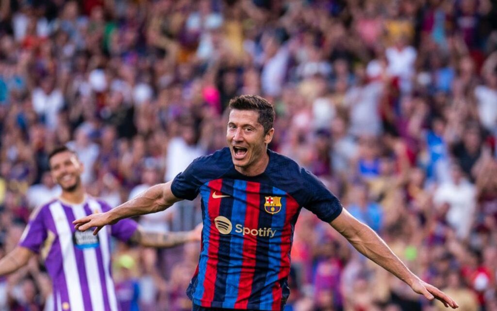 Se estrena "Lewangol" con doblete en Camp Nou | Video