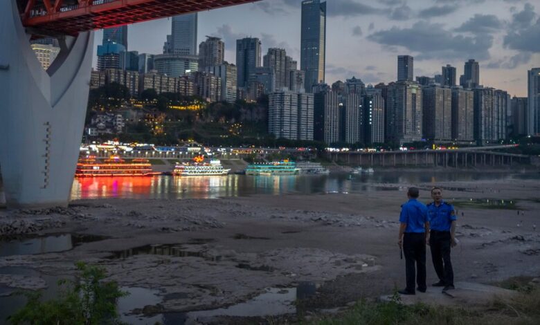 Sequía récord en China está secando ríos y alimentando su hábito de carbón