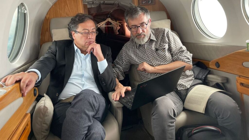 Sheinbaum incorpora a su equipo al analista y consultor Antoni Gutiérrez-Rubí