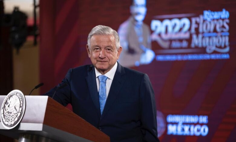 Sin ideales ni principios no dura ningún partido, afirma AMLO