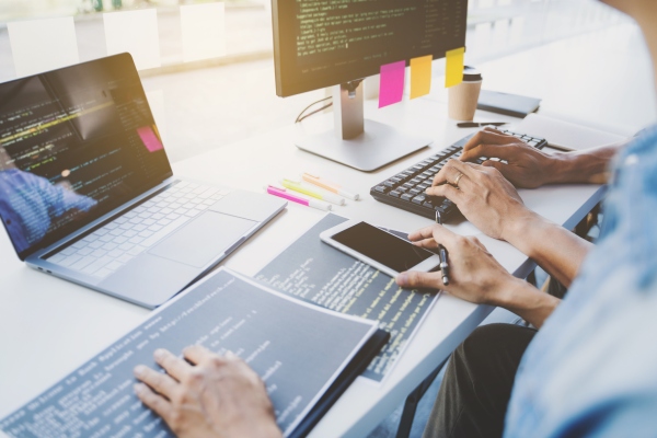 Sofy recauda dinero para hacer crecer su plataforma de prueba de aplicaciones móviles sin código