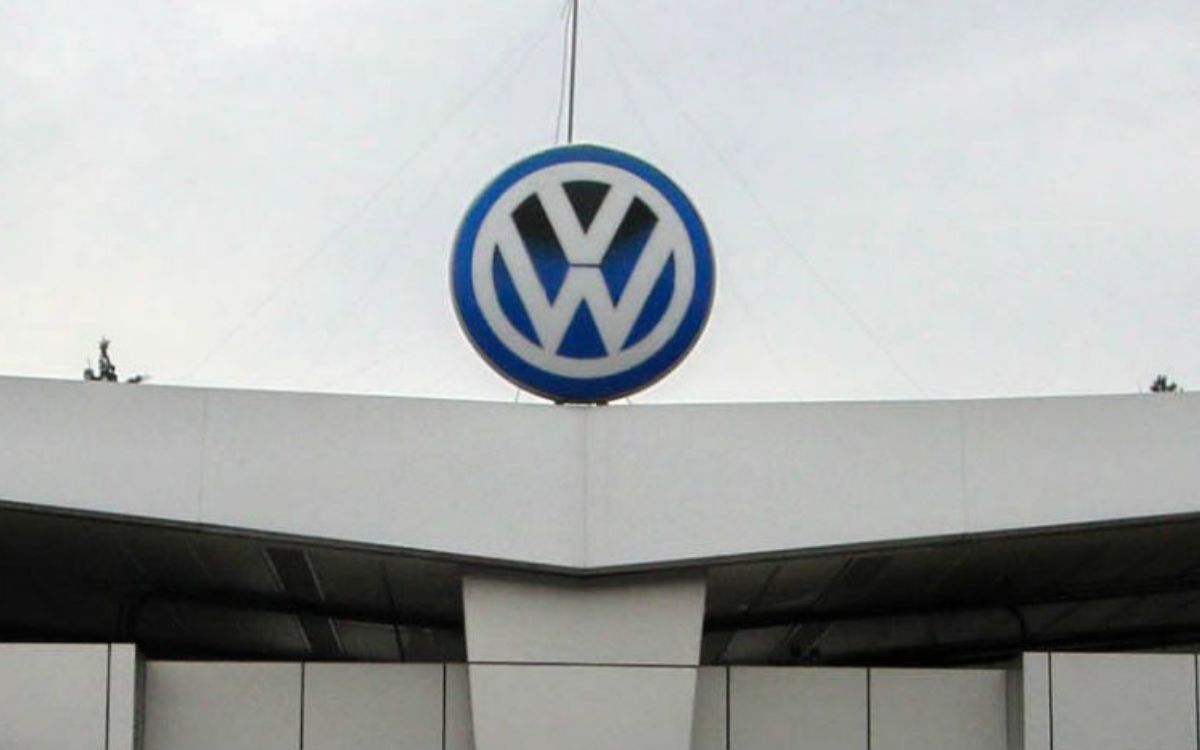 Trabajadores de Volkswagen México rechazan acuerdo de aumento salarial del 9%