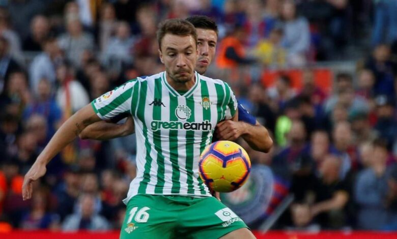 Trata de incorporar un delantero antes del cierre del mercado
