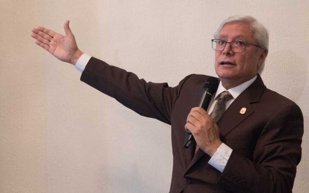 Tribunal Electoral le regresa el escaño a Bonilla; ya puede regresar al Senado