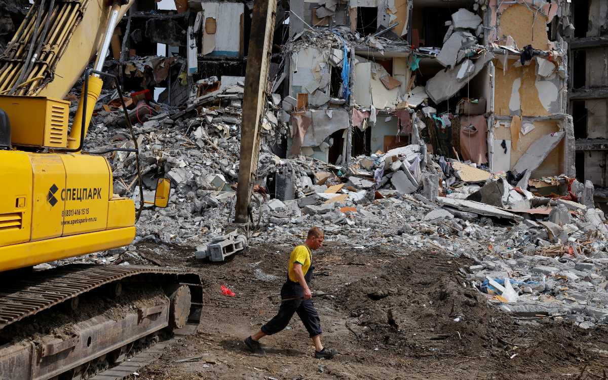 Ucrania repele ataques en tres frentes… Rusia destruye depósitos de misiles y combustible