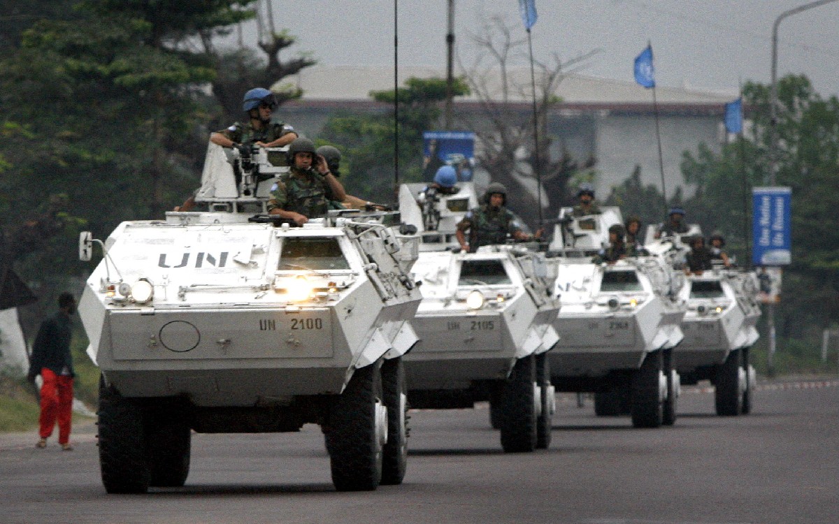 Ucrania retira fuerzas de paz de Kosovo para fortalecer frente contra Rusia