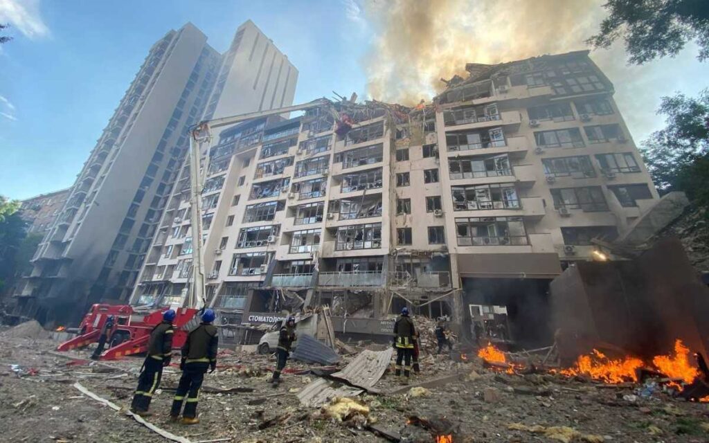 Un tour por Ucrania en plena guerra: ofrecen visitas a zonas devastadas por invasión de Rusia