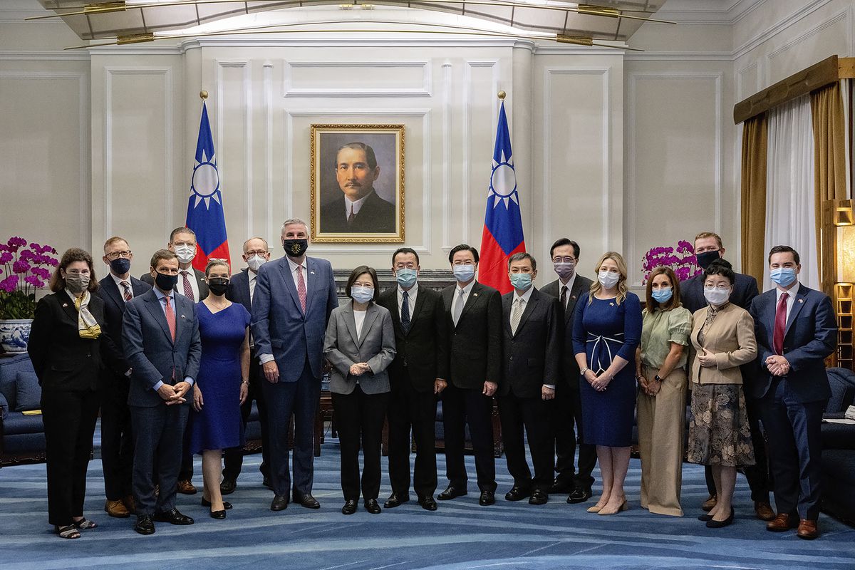 Una nueva delegación estadounidense viaja a Taiwán en plena escalada de tensión con China