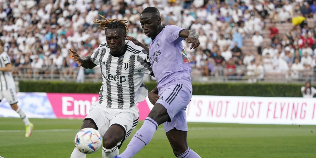 Vlahovic no tuvo descanso por un retraso