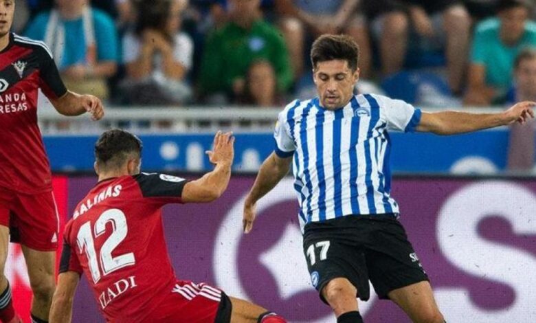 Xeber Alkain pone líder al Alavés