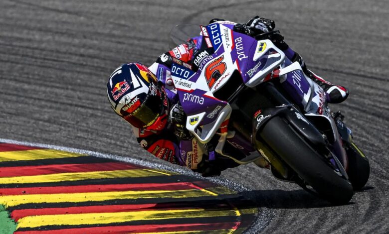 Zarco sorprende a los favoritos y marca la pauta en los primeros libres