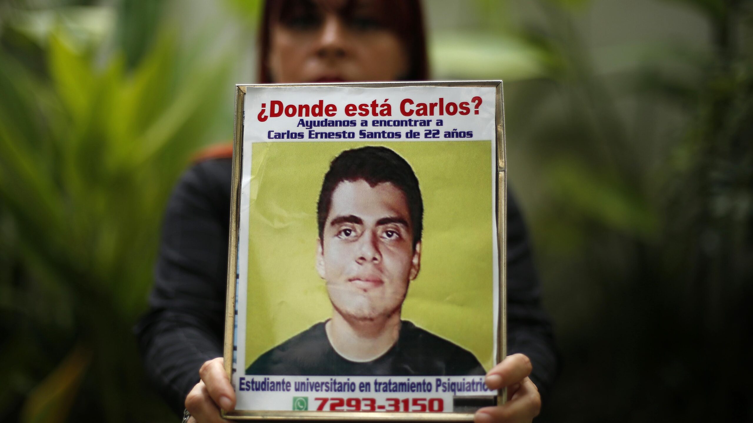 ¿Dónde está Carlos? Desesperada búsqueda de una madre por joven que salió a ejercitar y nunca volvió