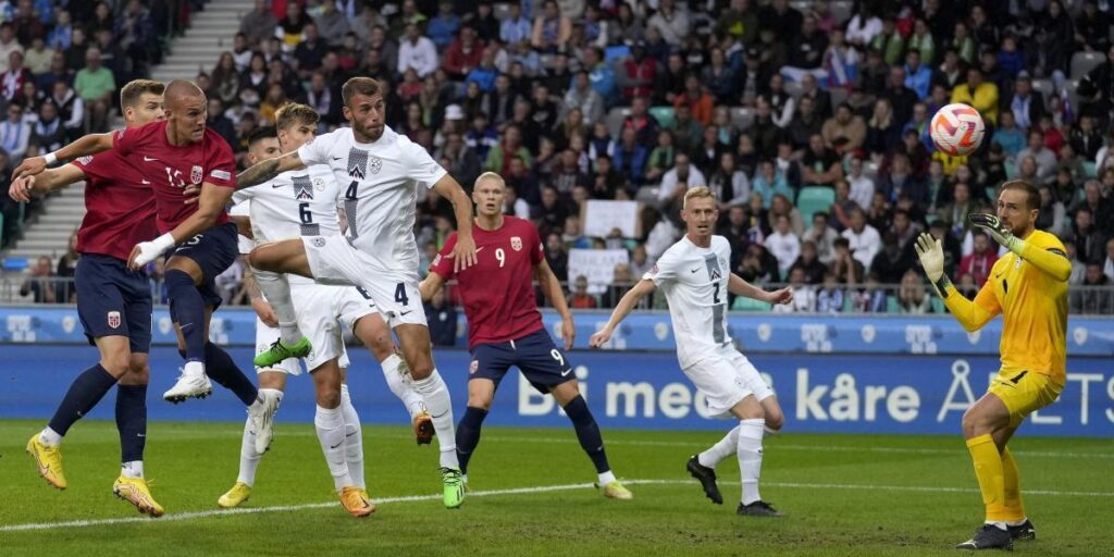 ¡Menuda liada que le hizo su compañero a Oblak ante Haaland! Así es imposible...