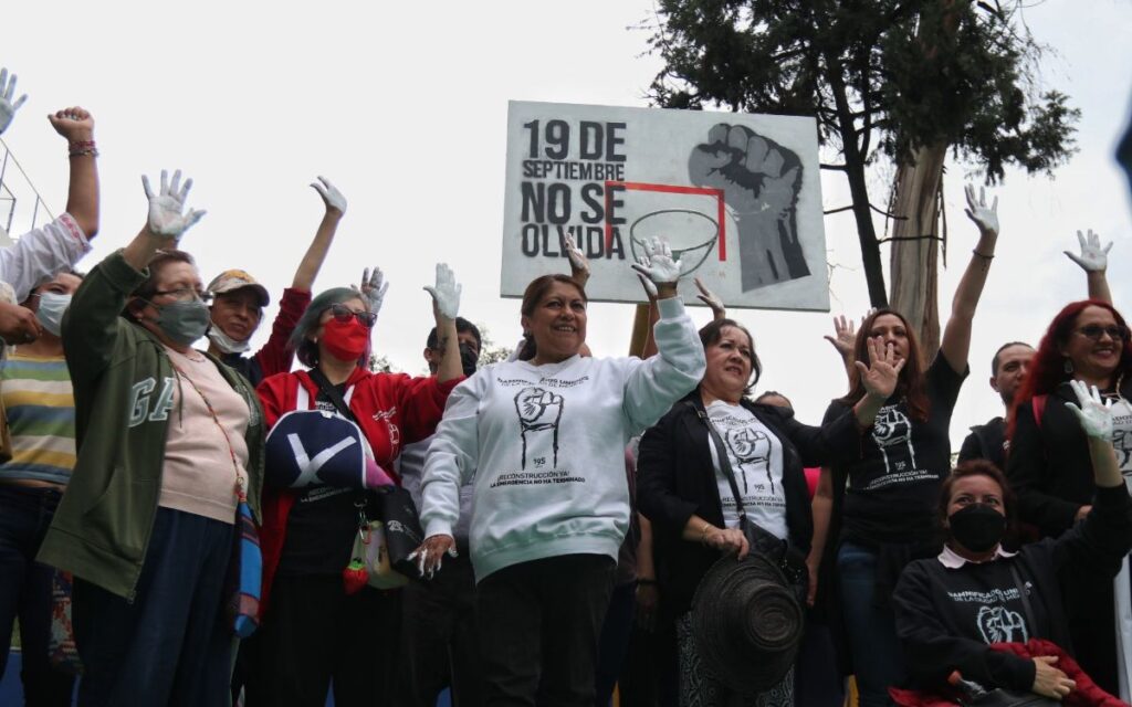 ‘19-S no se olvida’: en Multifamiliar Tlalpan recuerda a víctimas del sismo