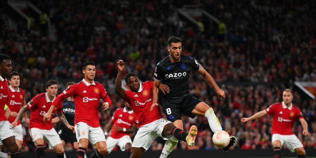 0-0 al descanso: gol anulado a Cristiano y la Real no sufre en Old Trafford