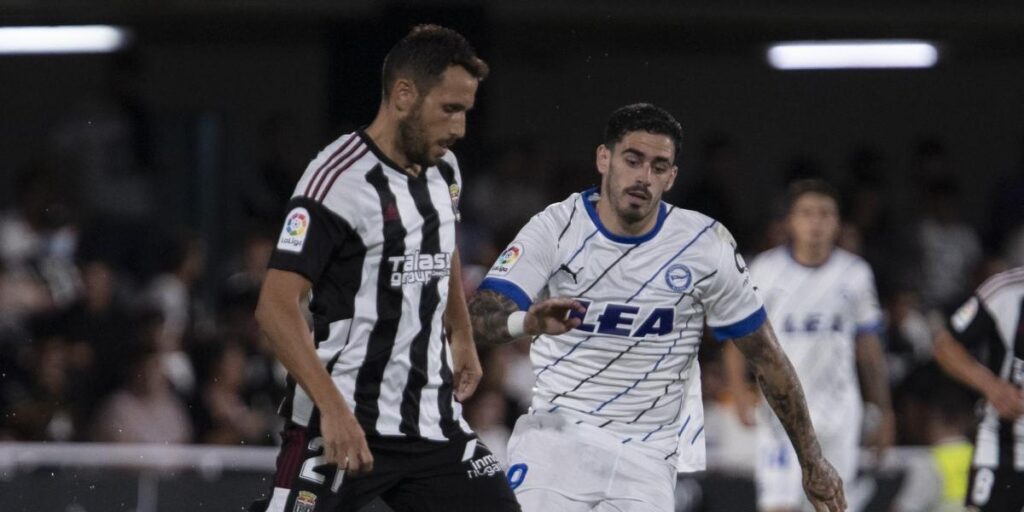 1-1: El Alavés pierde el primer puesto ante un buen Cartagena