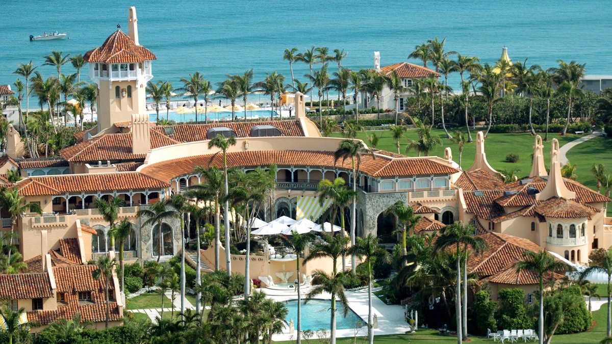 Jueza evalúa si nombra a un experto legal externo que revise archivos incautados de Mar-a-Lago