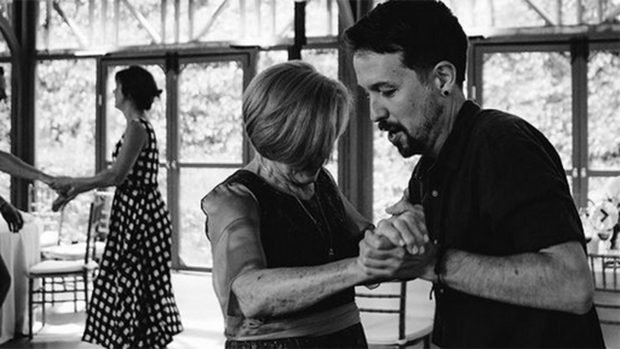 Pablo Iglesias bailando / Instagram @jrhodespianist