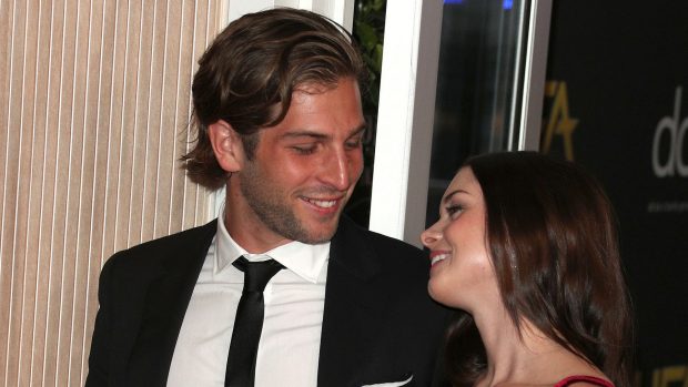 Stella Banderas junto a Eli Meyer / Gtres