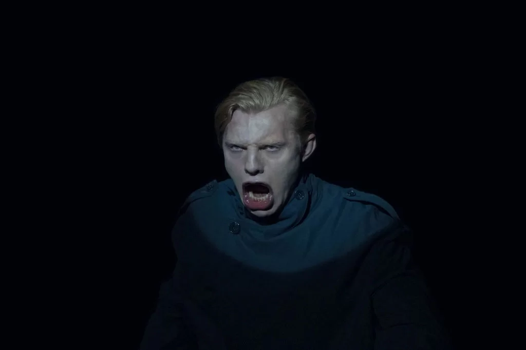 material promocional de netflix del vaquero de copenhague