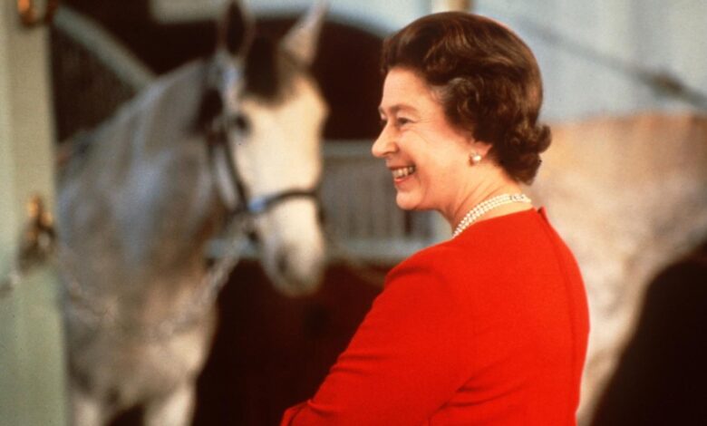 Isabel II, la reina que amaba los caballos