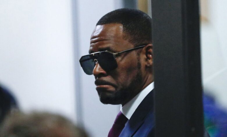 Fiscal: R. Kelly es un depredador que usa la fama para abusar de menores