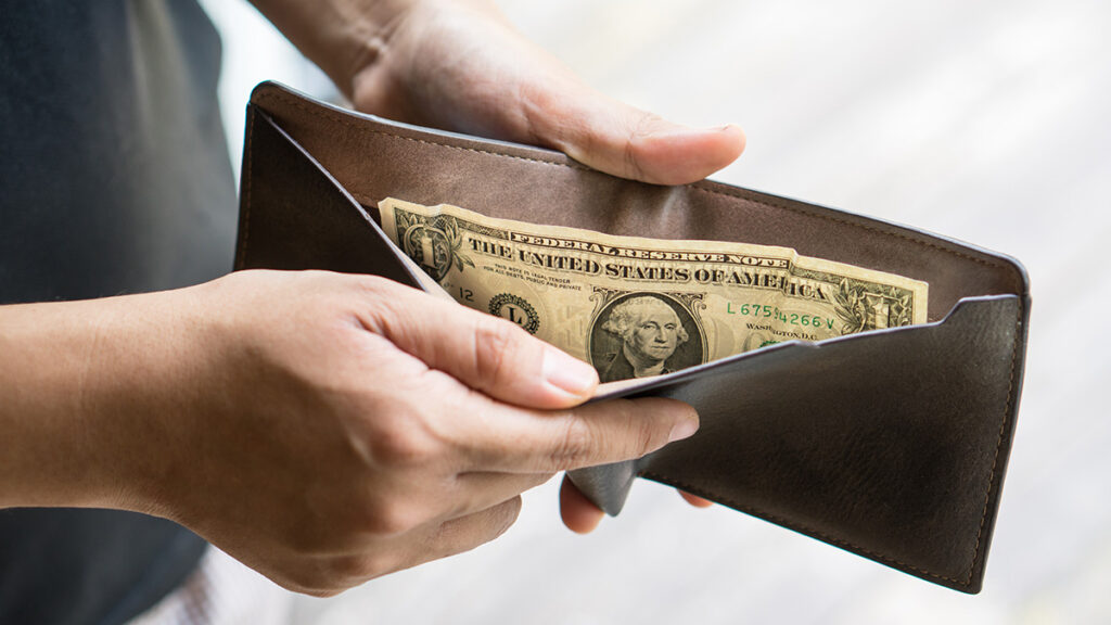 Cómo la fuerza del dólar puede afectar a todo el mundo