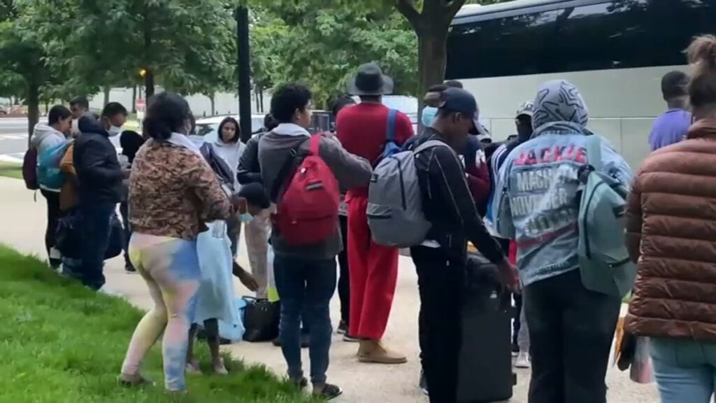 EEUU detiene casi 2.5 millones de migrantes en 11 meses