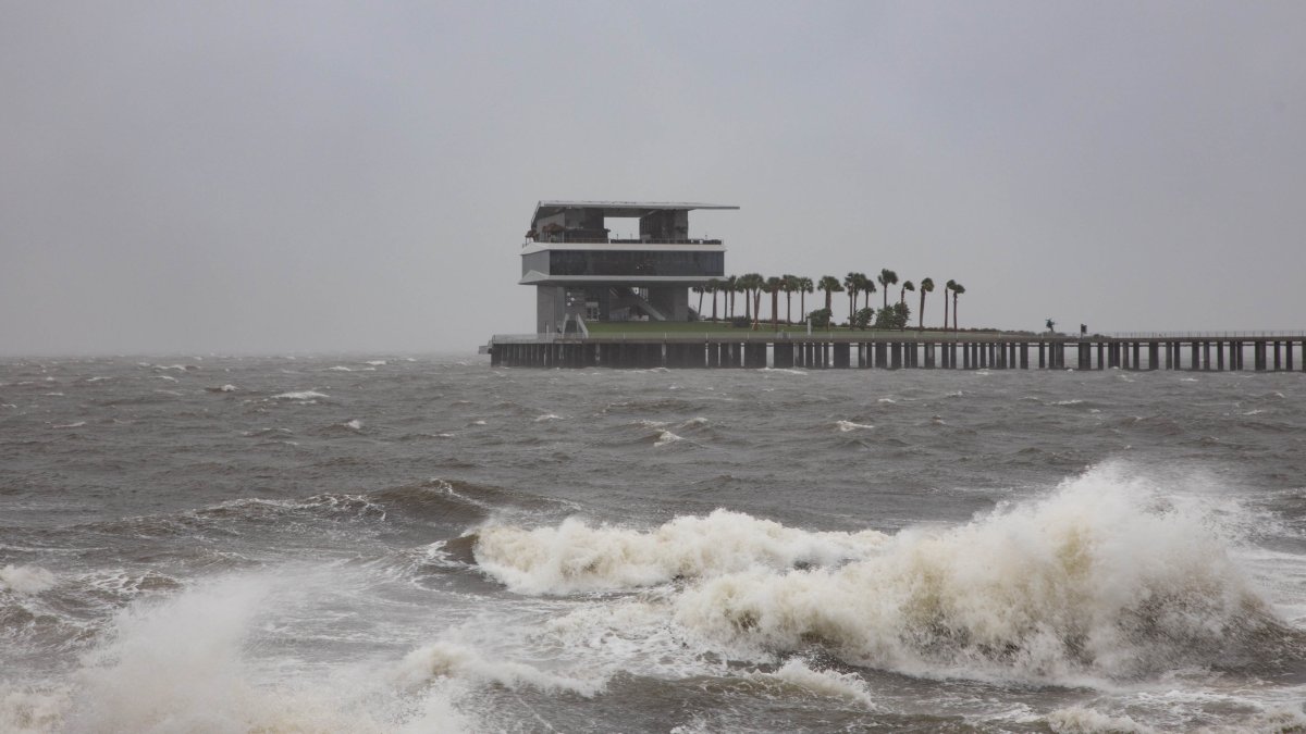 Huracán Ian azota el suroeste de Florida