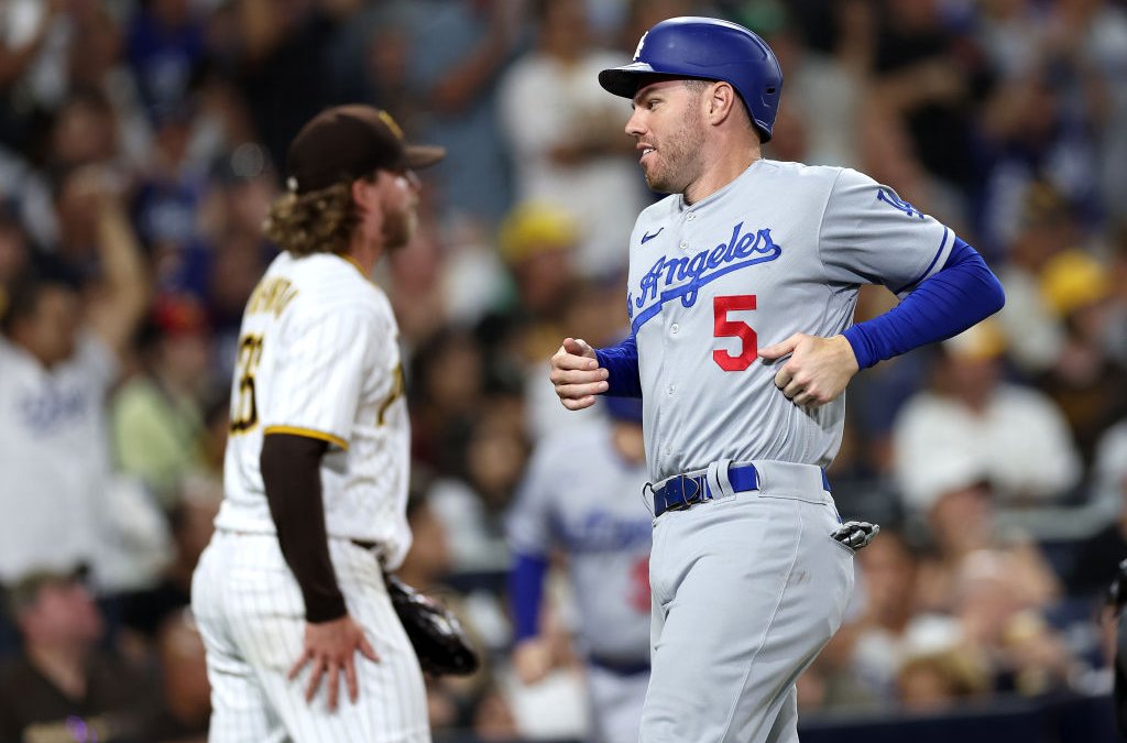 Dodgers vencen 5-2 a Padres de San Diego