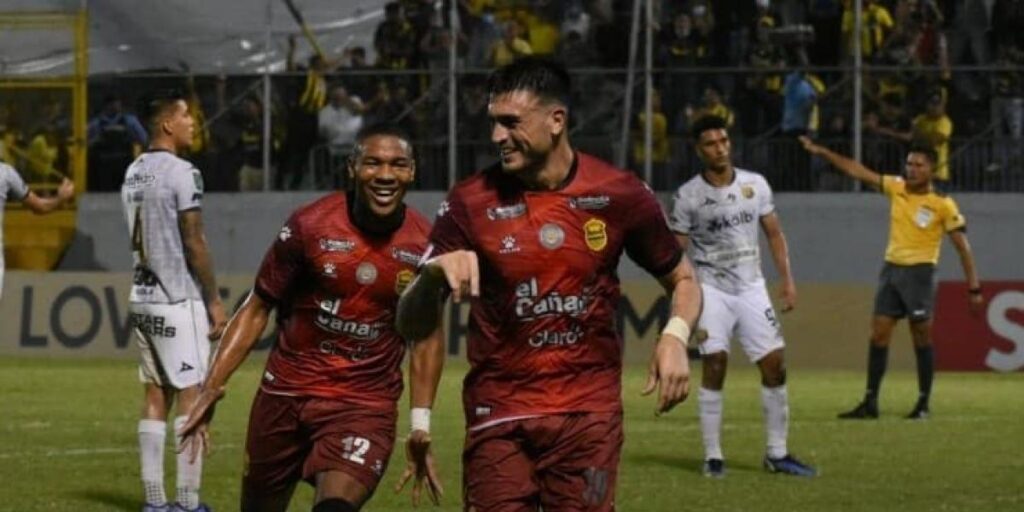 3-1: Real España saca ventaja en el primer pulso