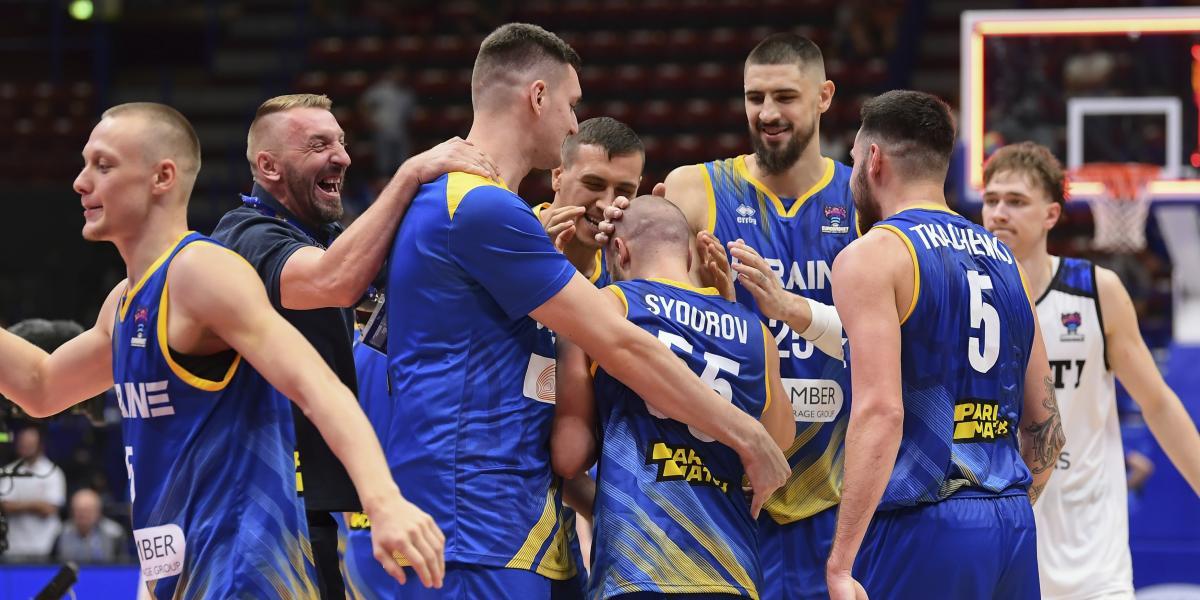 73-74: Ucrania remonta a Estonia y acaricia los cuartos