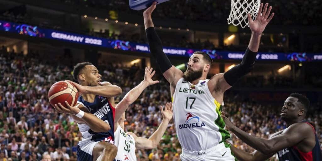77-73: Francia mete en problemas a Lituania