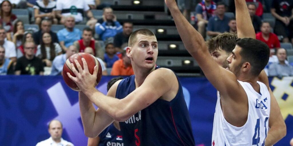 89-78: Un Jokic soberbio mantiene a Serbia invicta